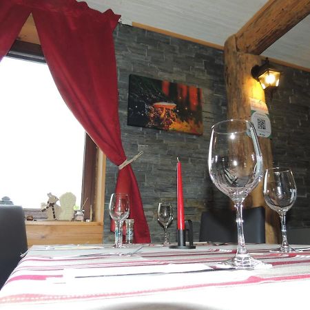 Auberge "La Fourchette Paysanne" Dochamps المظهر الخارجي الصورة