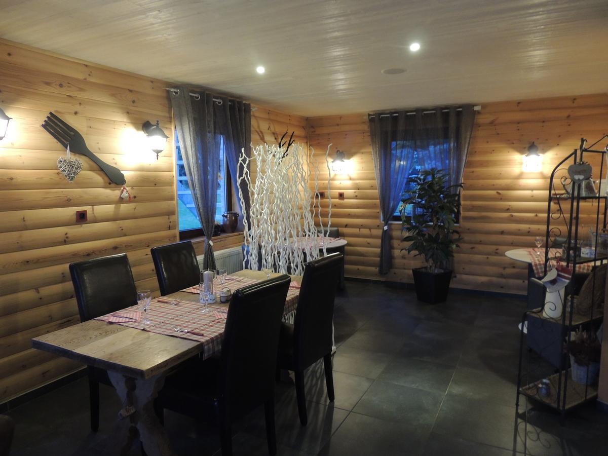 Auberge "La Fourchette Paysanne" Dochamps المظهر الخارجي الصورة